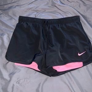 nike black shorts built in pink spanks size m